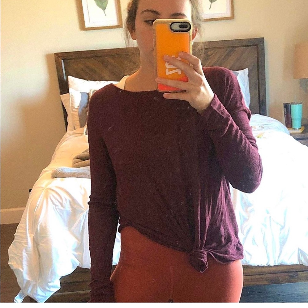 Brandy Melville maroon sweater